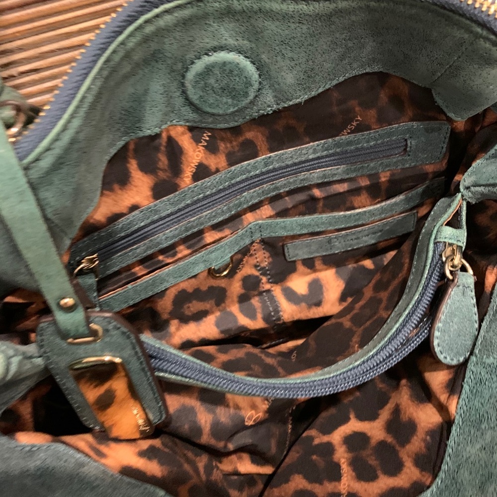 B. Makowsky 100% leather handbag - Picture 2 of 8